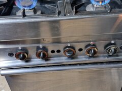 Aragaz profesional cu cuptor second hand pret